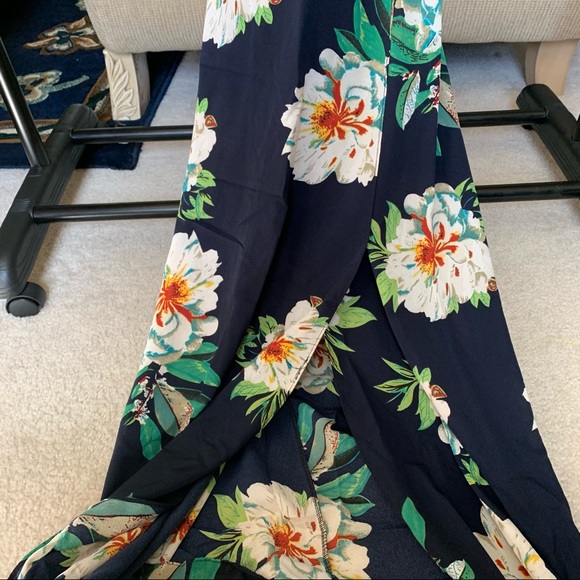 Maxi floral dress - Picture 3 of 3